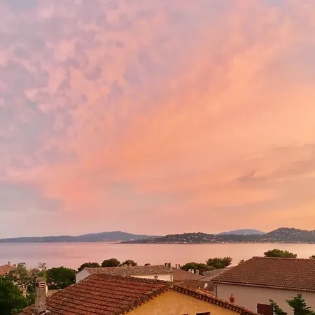 Avec Splendide Vue Mer, A 200 M De La Plage, Golfe De Saint-tropez