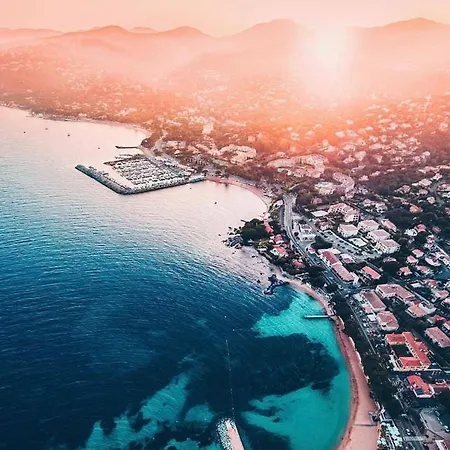 Apartment Avec Splendide Vue Mer, A 200 M De La Plage, Golfe De Saint-tropez Les Issambres