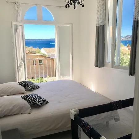 Avec Splendide Vue Mer, A 200 M De La Plage, Golfe De Saint-tropez לס איסאמברה