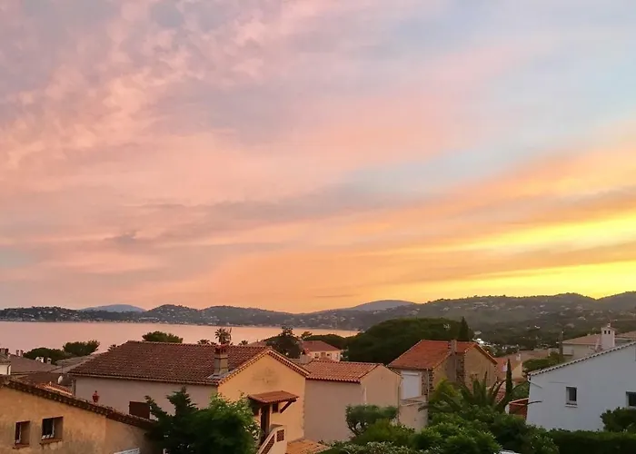 Avec Splendide Vue Mer, A 200 M De La Plage, Golfe De Saint-tropez Apartment *