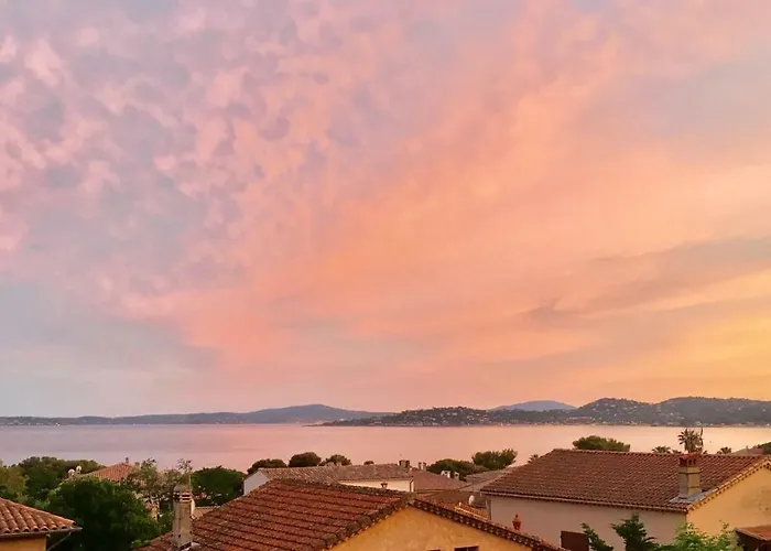 Avec Splendide Vue Mer, A 200 M De La Plage, Golfe De Saint-tropez