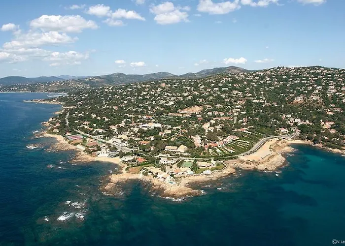 Apartment Avec Splendide Vue Mer, A 200 M De La Plage, Golfe De Saint-tropez Les Issambres